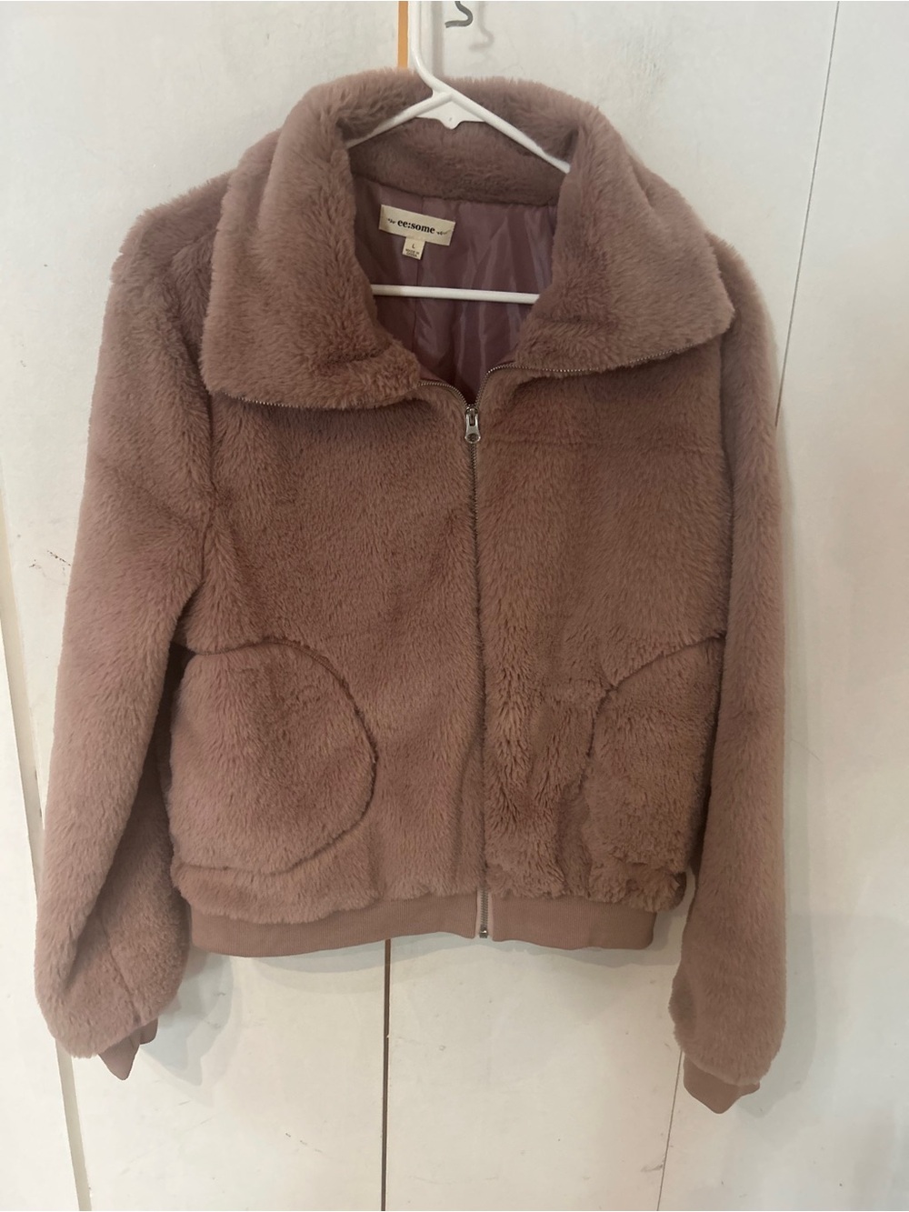 eesome Faux Fur Zip Jacket in Mauve Brown - Picture 2 of 11